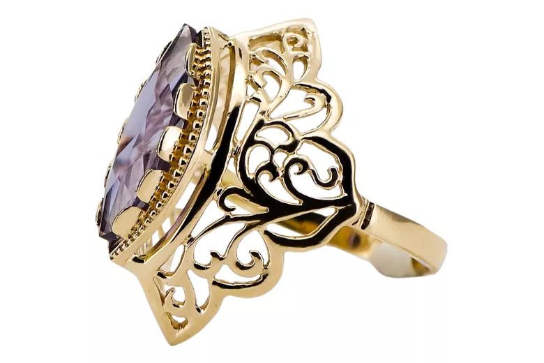 Ring Vintage Jewlery Alexandrite 14K Yellow gold vrc017y